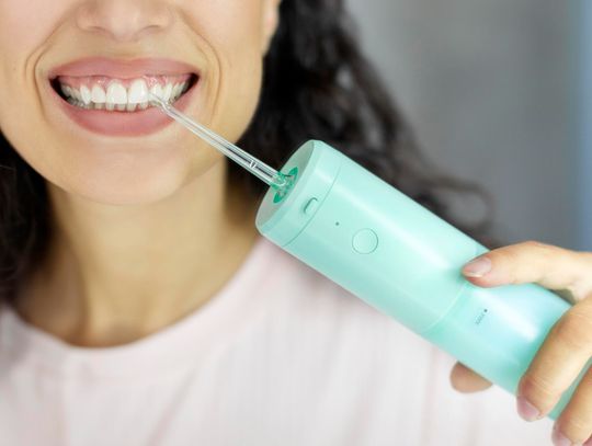 Irygator stomatologiczny: co to jest, jak wybrać odpowiedni?