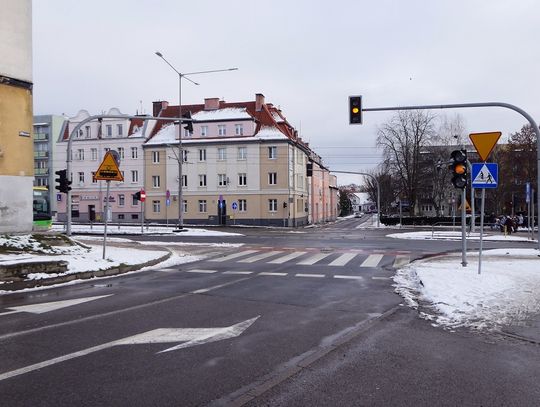 Jadąc z ulicy Brzozowej - poczekaj!