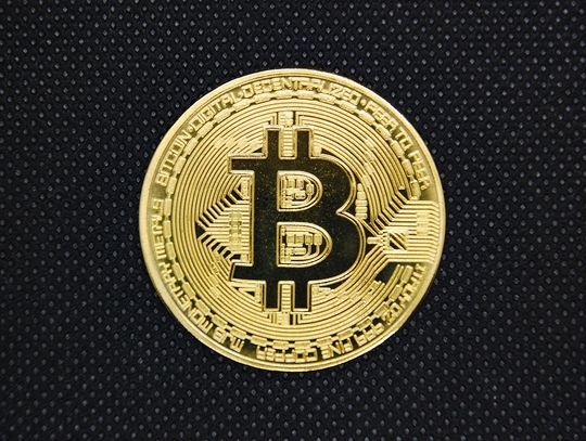 Jak kupić swojego pierwszego Bitcoina? Kompletny poradnik dla początkujących Jak kupić swojego pierwszego Bitcoina? Kompletny poradnik dla początkujących