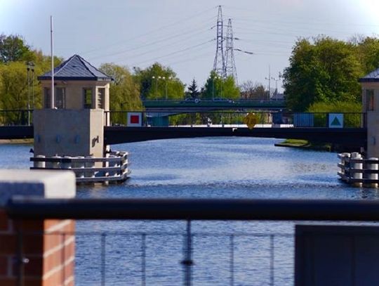Kąpiel w Rzece Elbląg zakazana