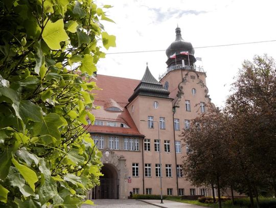 Kasa zamknięta, w Urzędzie staną opłatomaty
