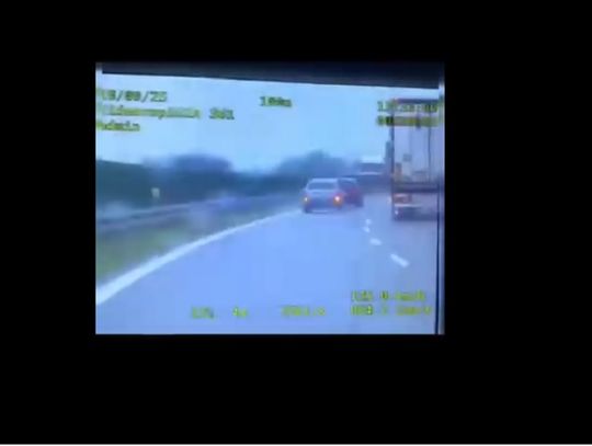 Kazał sobie zjeżdżać z drogi, stracił prawo jazdy [WIDEO]