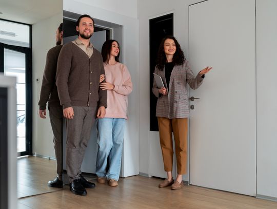 Kiedy warto wybrać mieszkanie na parterze?