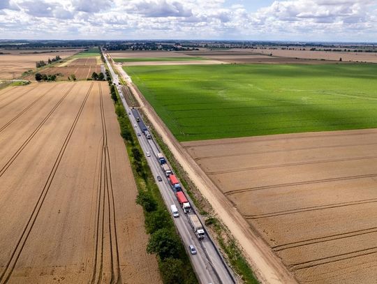 Kolumny drenażowe na drodze krajowej nr  22 [FOTO]