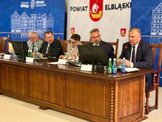 Komisja Infrastruktury w Elblągu: port, kolej i most w Nowakowie w centrum rozmów