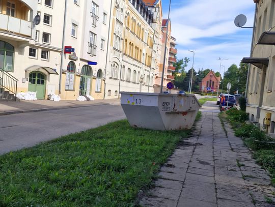 Kontenery na odpady popowodziowe