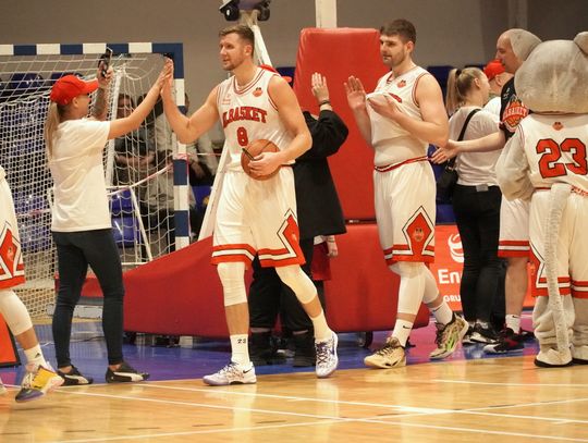 Koszykarze z Elbląga wygrali ligę