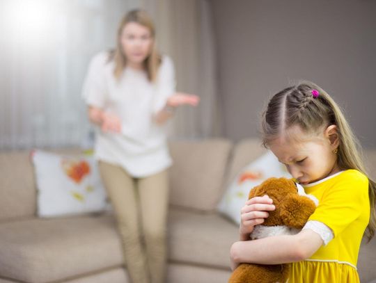 Krzyki, płacz dziecka, awantury? Możesz pomóc, nie podając nazwiska Krzyki, płacz dziecka, awantury? Możesz pomóc, nie podając nazwiska