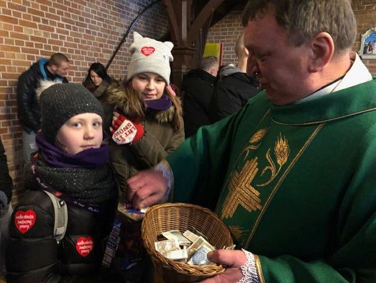 Ksiądz zagrał dla WOŚP. O tym było głośno rok temu