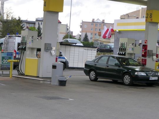 Kulisy zatrzymania kierowcy na elbląskiej stacji benzynowej