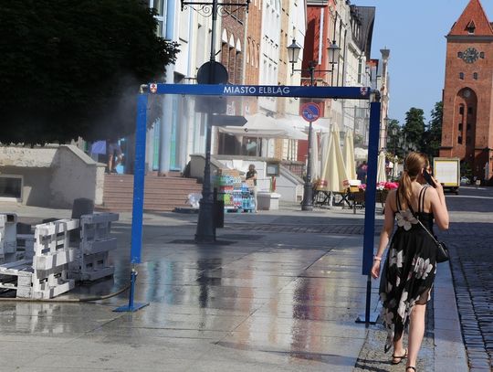 Kurtyny wodne w Elblągu już działają