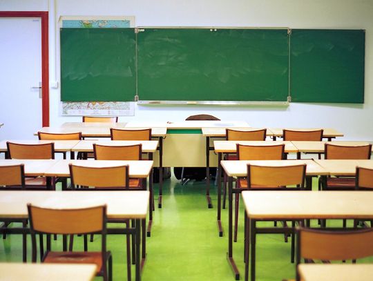 Lekcje w szkole odwołane do 10 kwietnia. Nowe regulacje prawne!