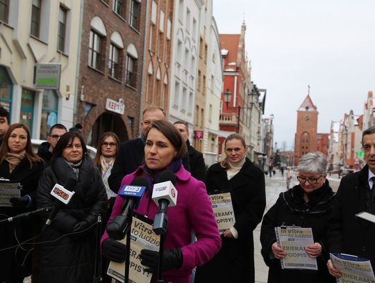 "Marzenie o dziecku jest ogromne". W Elblągu trwa zbiórka podpisów