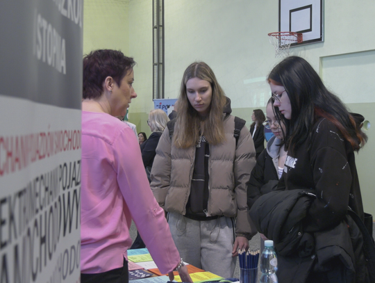 Młodzieżowa Giełda Zawodów. 250 miejsc pracy dla młodych elblążan