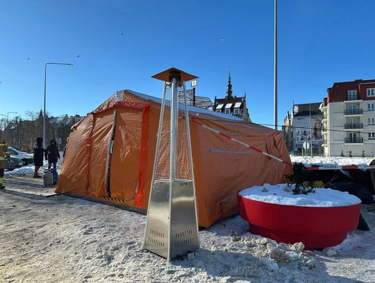Mobilna ogrzewalnia, ciepła zupa i koksowniki w Elblągu Mobilna ogrzewalnia, ciepła zupa i koksowniki w Elblągu