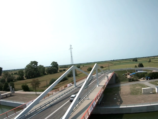 Most w Nowakowie znów zawiódł. Żeglarze nie dopłynęli na regaty