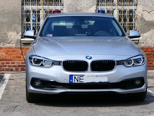 Motocykliści wyprzedzili BMW... policyjne