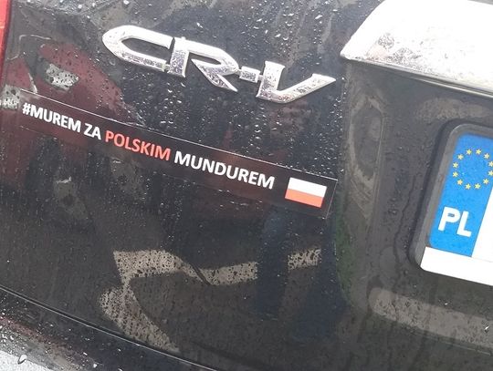 #MuremZaPolskimMundurem. Policjanci z Elbląga wspierają kolegów na granicy #MuremZaPolskimMundurem. Policjanci z Elbląga wspierają kolegów na granicy