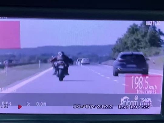 Na liczniku miał ponad 200 km/h. Zatrzymała go elbląska grupa SPEED