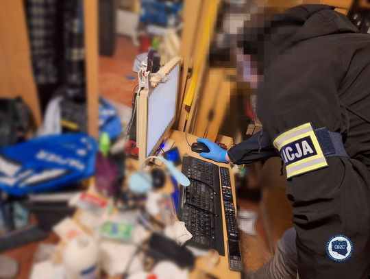 Nauczyciel z Elbląga i pornografia z udziałem małoletnich. Śledztwo zakończone Nauczyciel z Elbląga i pornografia z udziałem małoletnich. Śledztwo zakończone