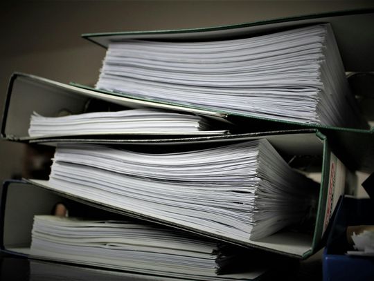 Niszczenie dokumentów w Elblągu: więcej niż obowiązek – ochrona Twojego biznesu