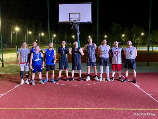 Nocny streetball na Kalbarze