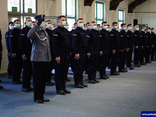 Nowi policjanci w Elblągu