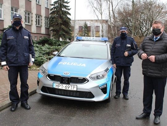 Nowy radiowóz dla elbląskiej Policji