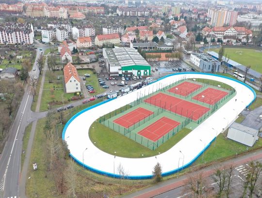 Obiekty sportowe w Elblągu otwarte od poniedziałku (lista)