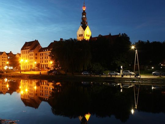 Obłoki srebrzyste ponownie zalśniły na niebie