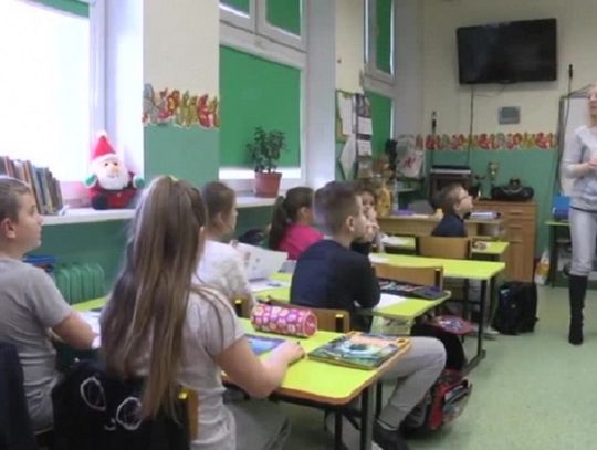 Od 1 lutego najmłodsze dzieci uczą się stacjonarnie!
