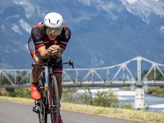 "On jest niemożliwy". Elblążanin jest na ostatnich 180km z 1800 km