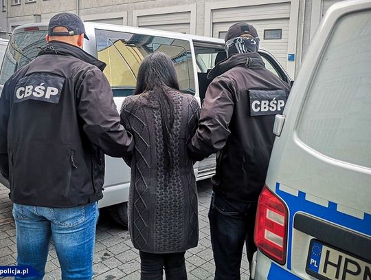 Oszustwa i rozboje w klubach go go. Zatrzymania w Gdańsku i Sopocie Oszustwa i rozboje w klubach go go. Zatrzymania w Gdańsku i Sopocie