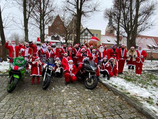 Parada MotoMikołajów w Elblągu