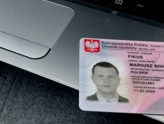 Pierwsze osoby zaczęły już odbierać e-dowody