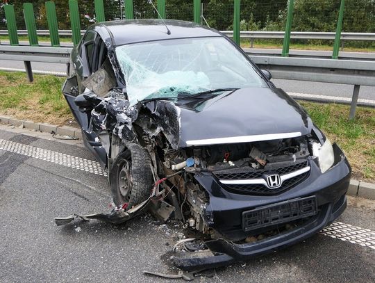 Pijany uderzył w zaporę drogową na S7