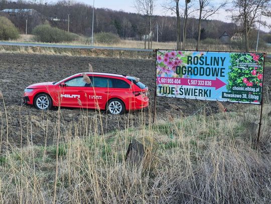 Pijany wjechał na pole