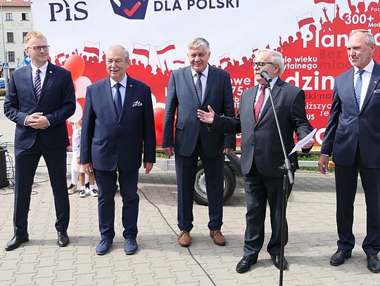 PiS w Elblągu przedstawił kandydatów do Sejmu