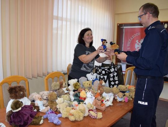 Pluszowe misie trafią do dzieci w Elblągu Pluszowe misie trafią do dzieci w Elblągu