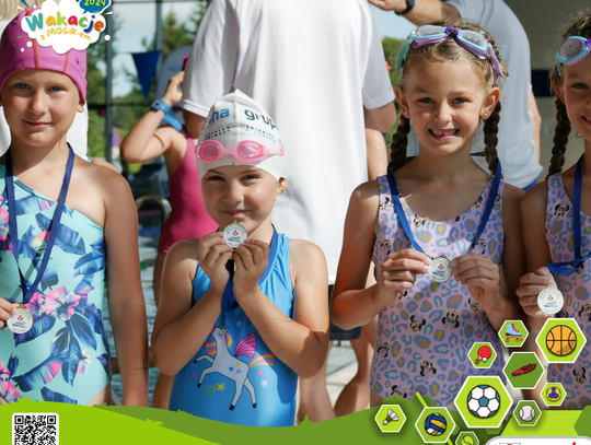 Pływackie zawody na Dolince