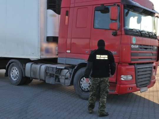 Podejrzana ciężarówka zatrzymana na granicy