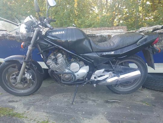 Policja w Elblągu zabezpieczyła motocykl i szuka właściciela Policja w Elblągu zabezpieczyła motocykl i szuka właściciela