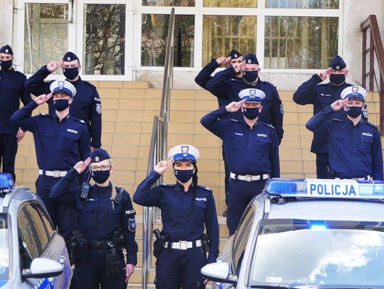 Policjanci oddali hołd koledze [ZDJĘCIA]