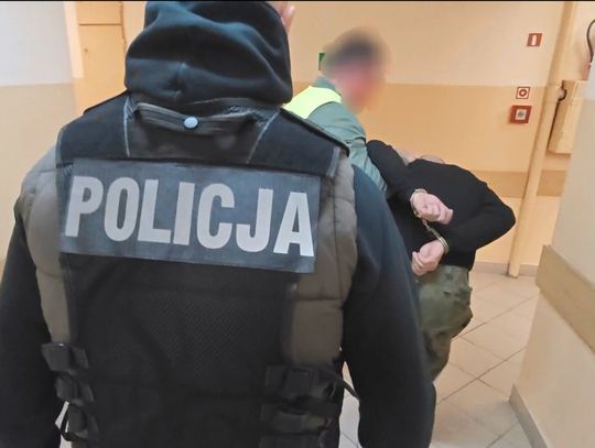 Policyjna obława w Elblągu. 14 osób zatrzymanych w ciągu 2 dni! Policyjna obława w Elblągu. 14 osób zatrzymanych w ciągu 2 dni!