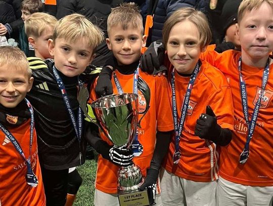 Pomóż im zagrać mecz życia. Młodzi piłkarze potrzebują naszej pomocy Pomóż im zagrać mecz życia. Młodzi piłkarze potrzebują naszej pomocy