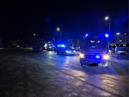 Potrącił 16-latka i 19-latkę. Zrobił to "driftując". Prawo jazdy zdał w tym roku