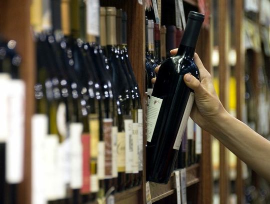 Powiększa się liczba miast, w których nie kupimy alkoholu nocą 