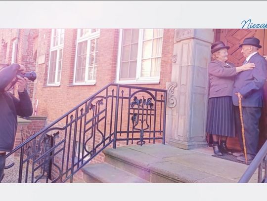 Powstał kolejny „niezapomniany” kalendarz z udziałem seniorów [WIDEO]