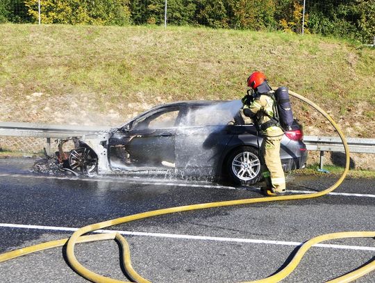 Pożar bmw na S7