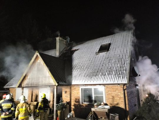 Pożar w Kątach Rybackich. Mężczyznę uratowała czujka Pożar w Kątach Rybackich. Mężczyznę uratowała czujka